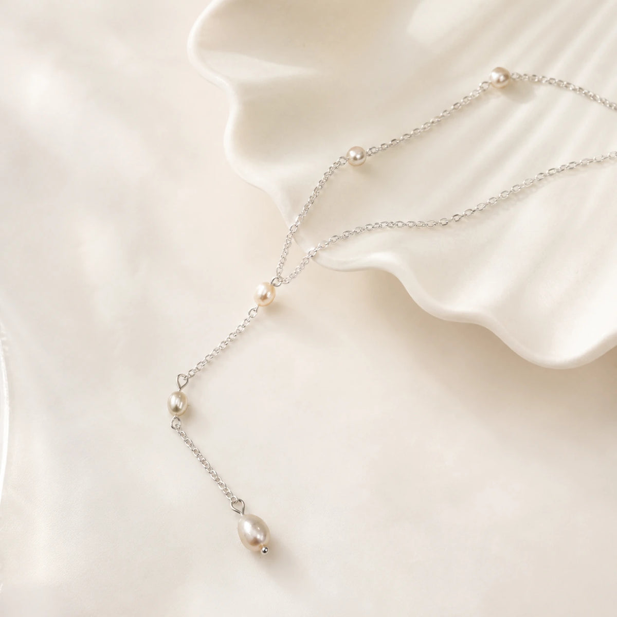 Freshwater pearl silver tassel necklace product detail